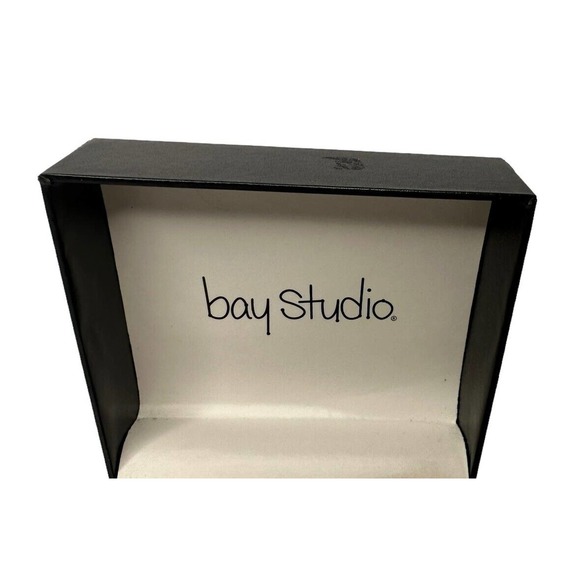 NEW Bay Studio Interchangeable Womens Watch Gift Set Five Straps Rhinestones - Picture 2 of 6